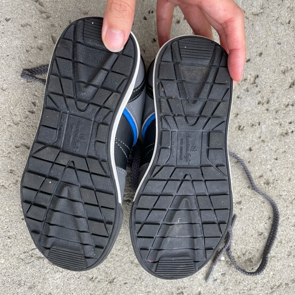 Lace American Eagle shoes, size 11.5 - Picture 2 of 4